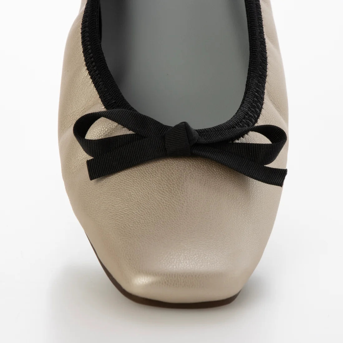 【新品預訂】日本製 Lauf Oletta [All Weather] 全天候柔軟無縫一體式褶皺芭蕾舞鞋 (LRH109 Platinum) (白金色)