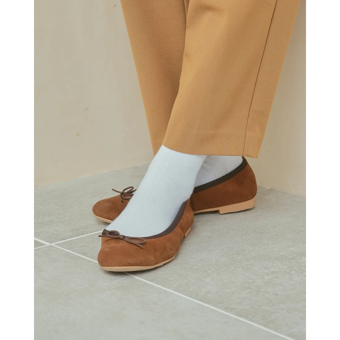 日本製【珍珠色調防水】Emma Francis 真皮 圓頭平底芭蕾舞鞋(02b-L S104)(Brown leather suede)（ブラウン レザースエード）