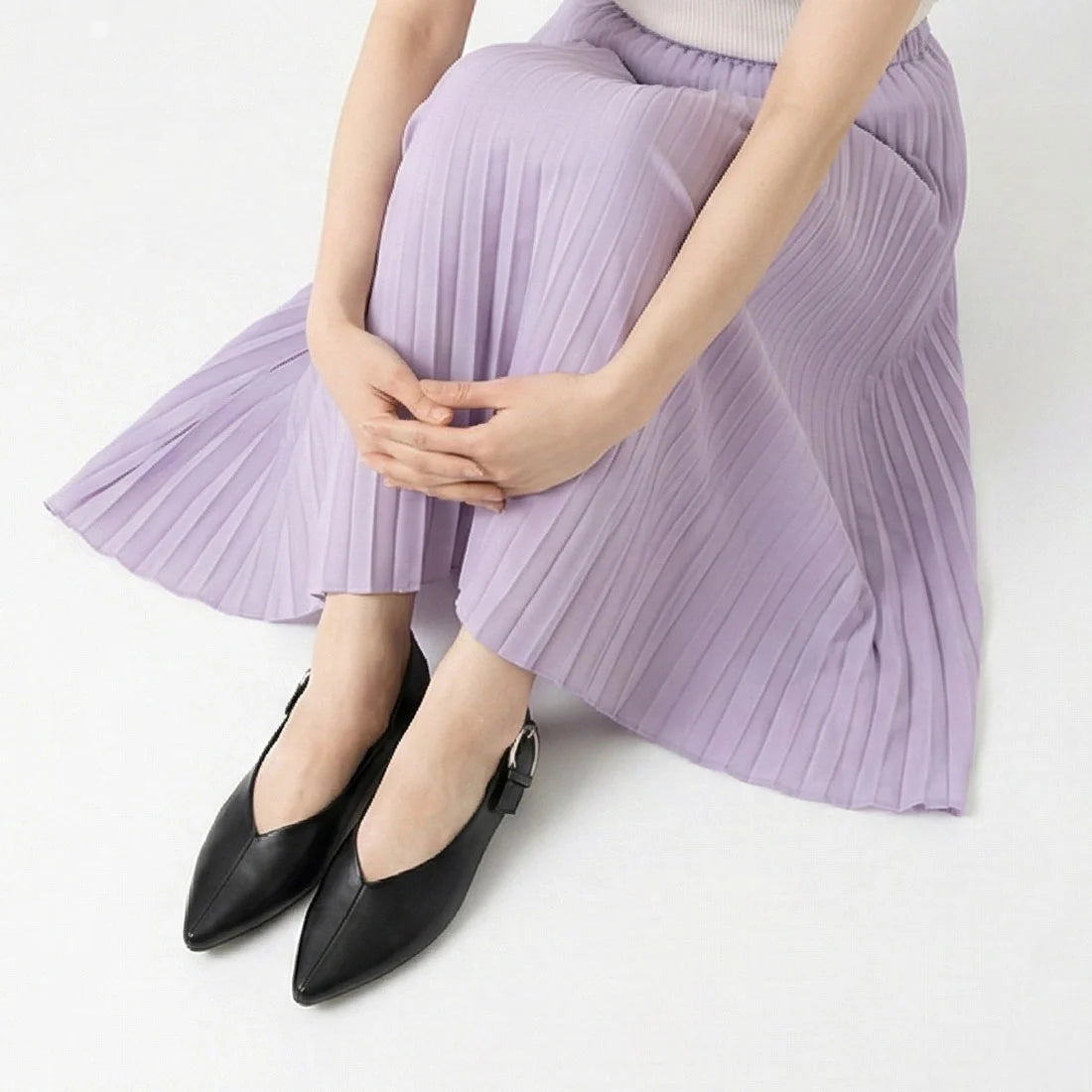 【新品預訂】日本製 Lauf Oletta  [All Weather] 全天候 可踩踭 柔軟大扣環V型平底鞋（LRP139 BLACK）