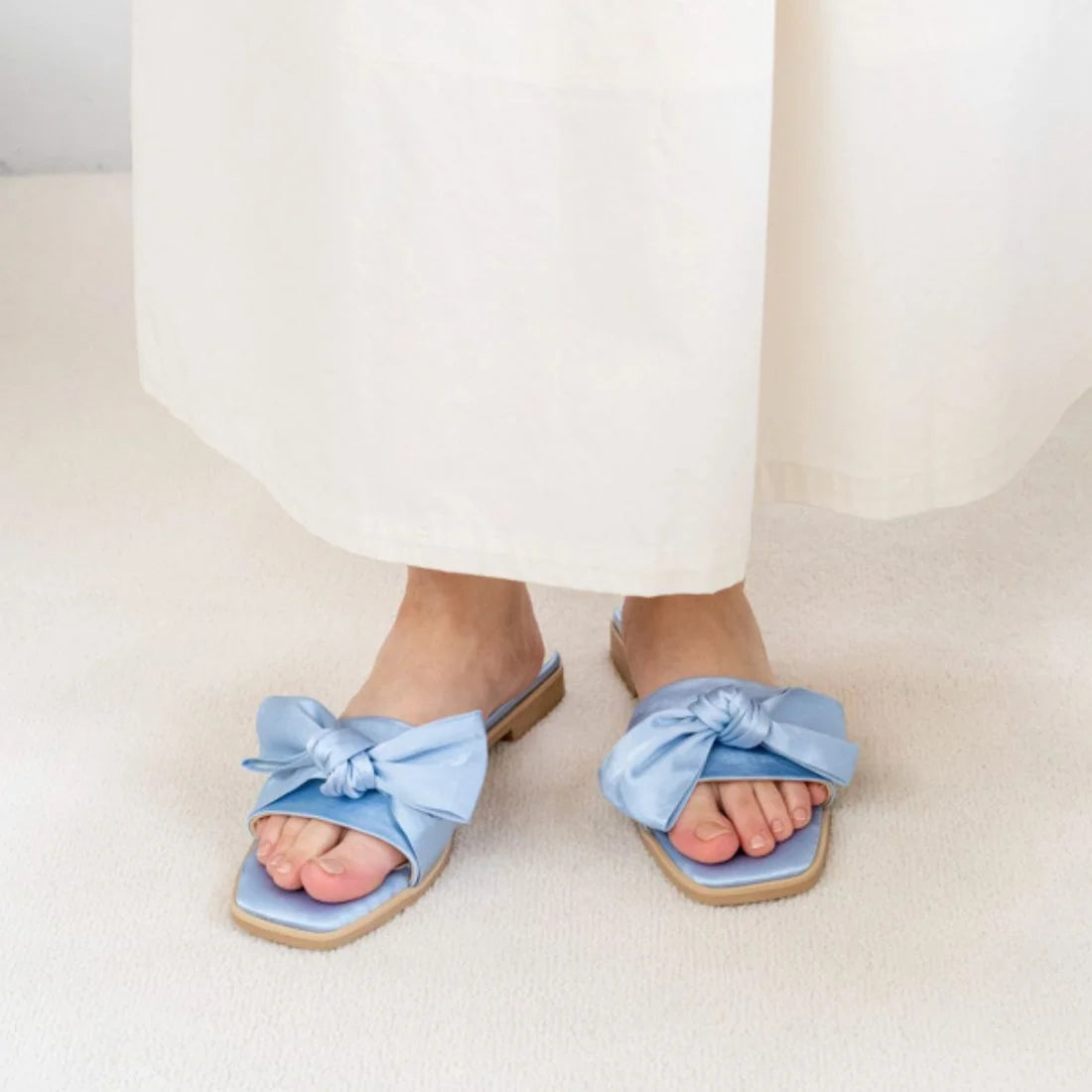 日本製 Launa Lea 絲帶方頭平底涼鞋 (0524) L.Blue