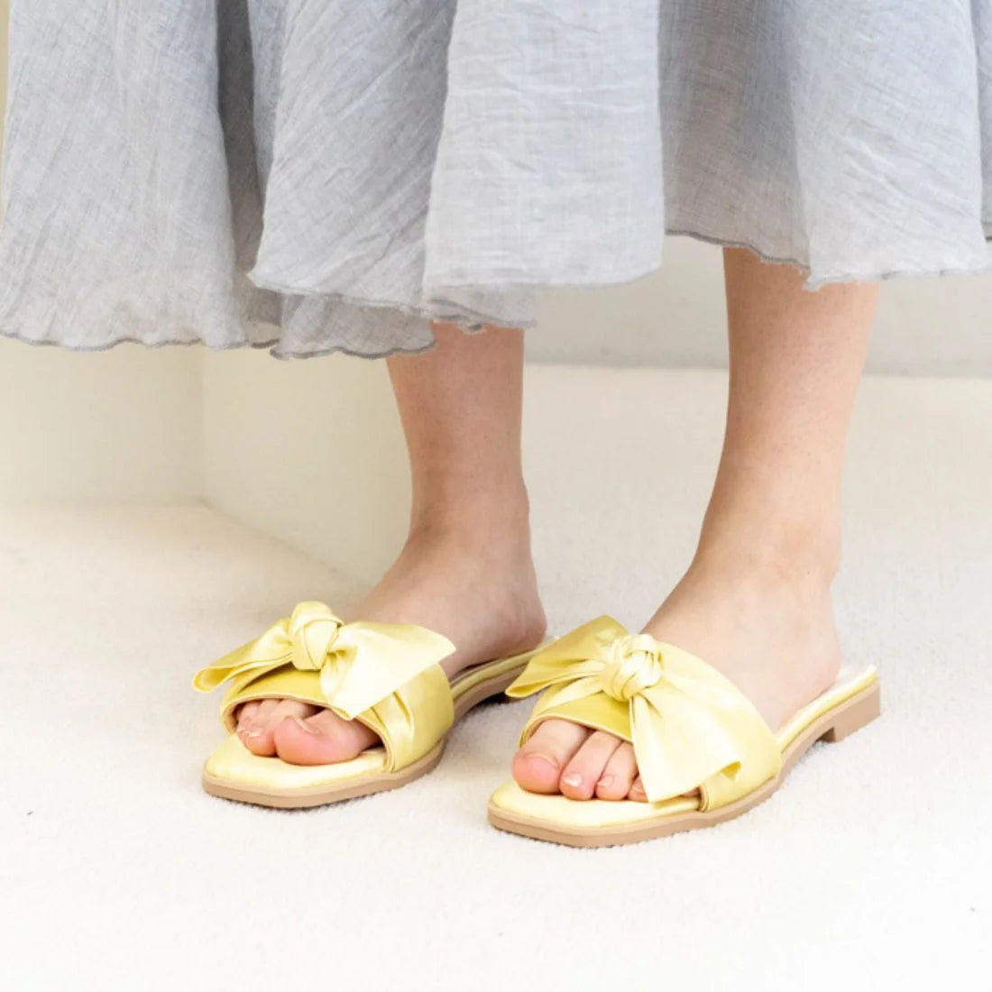 日本製 Launa Lea 絲帶方頭平底涼鞋 (0524) Yellow Z