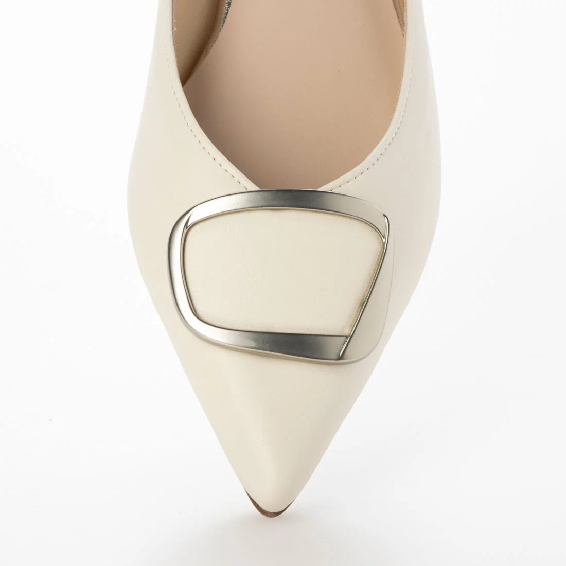 【新品預訂】日本製 Lauf Oletta [All Weather] 全天候 防水尖頭金扣平底鞋（LRH127 Ivory) (象牙色)