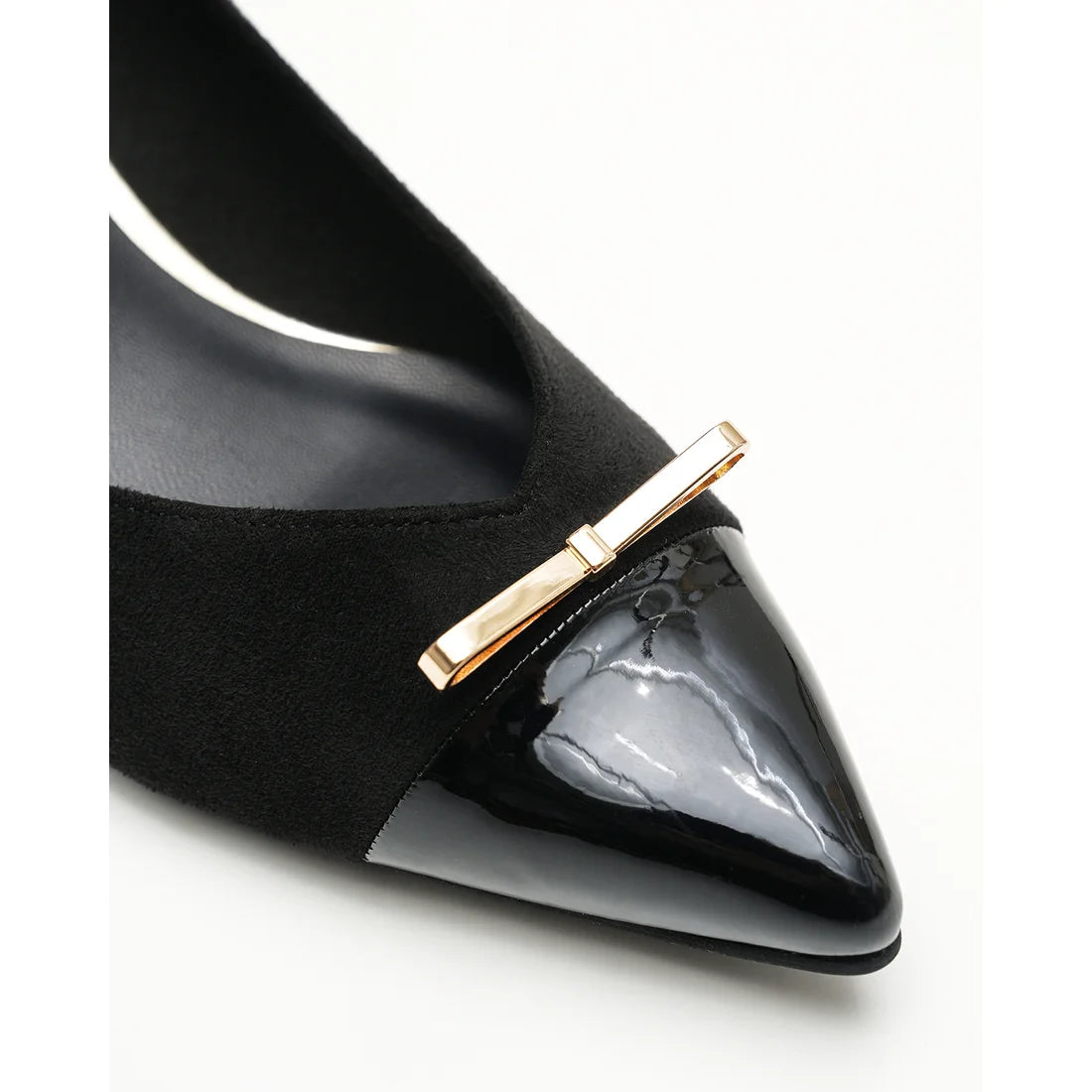 【新品】日本製Emma Francis   金色蝴蝶結 5cm 高跟鞋（黑色 絨面革）(5001b-S 101) BLK