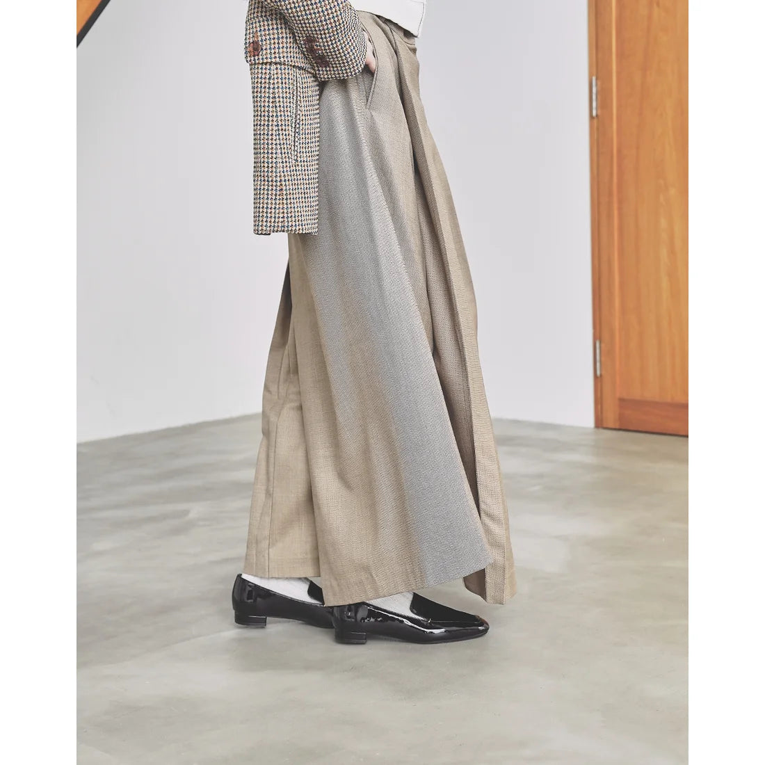 【新品預訂】日本製Emma Francis 防水方頭 2cm踭樂福鞋（黑色漆皮￼）(03z-E 101)  BLK