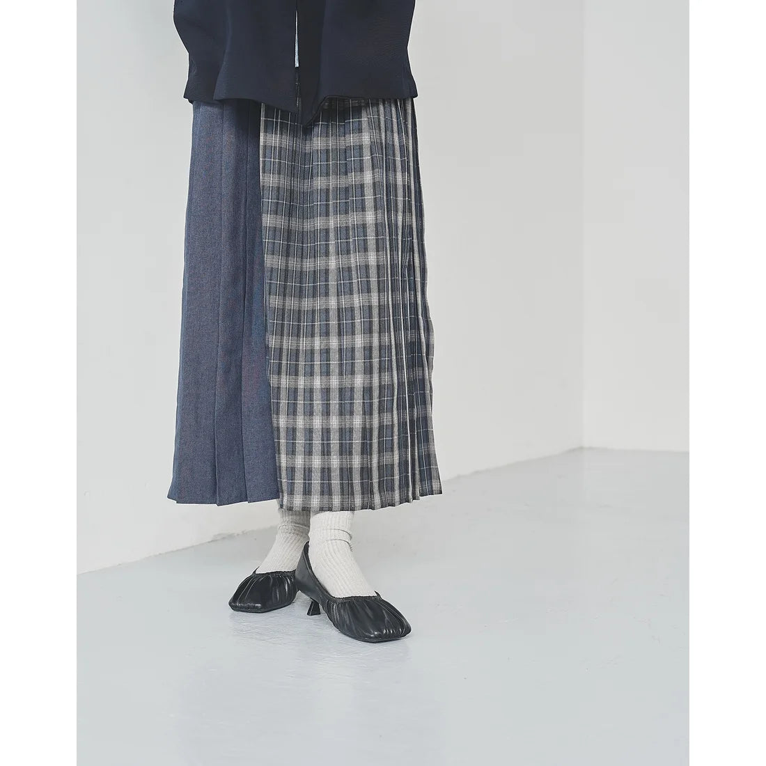 【新品預訂】日本製Emma Francis 方頭褶皺4cm踭高跟鞋（黑色光滑）(4501d-P 101)  BLK