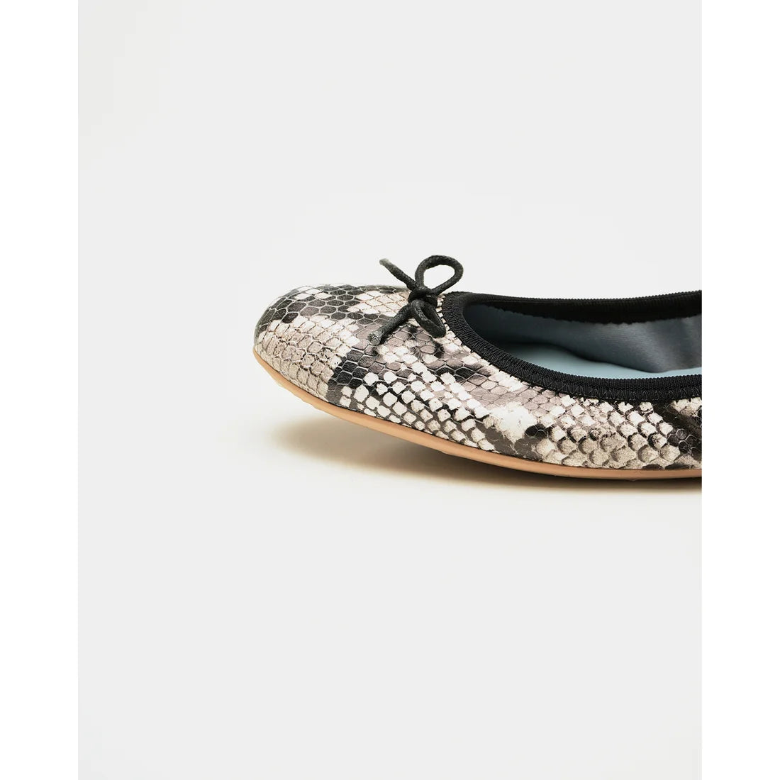 日本製【珍珠色調防水】Emma Francis 真皮 圓頭平底芭蕾舞鞋(02b-L P371)(Python pattern leather smooth)（パイソン柄 レザースムース）