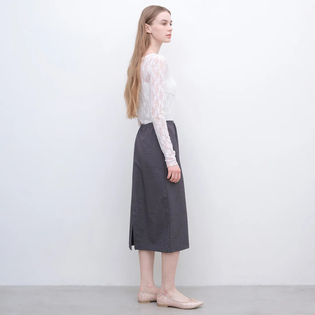 【新品預訂】日本製 Launa lea 閃耀亮片尖頭芭蕾鞋 ( B4601A ) (粉杏色 Z / PK Beige Z )