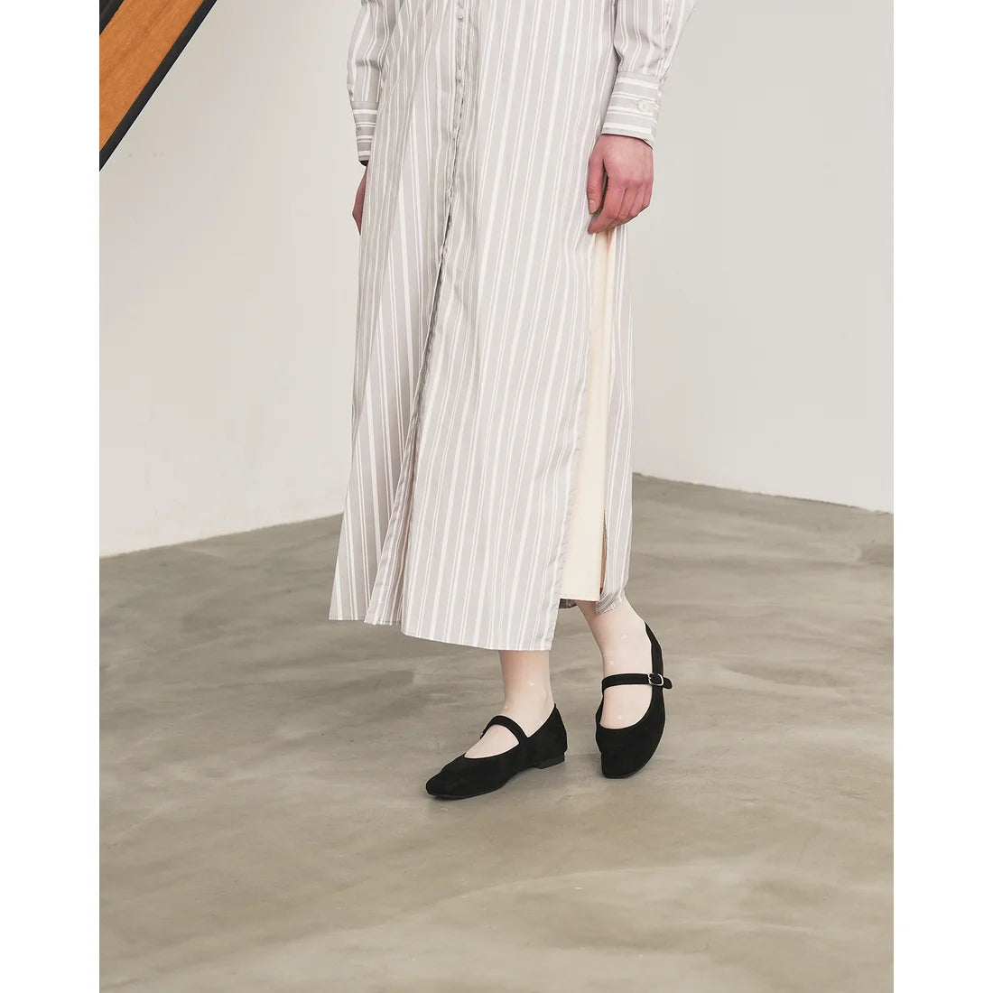 【新品預訂】日本製Emma Francis  防撥水方頭瑪麗珍（黑色絨面）(2001g S101)