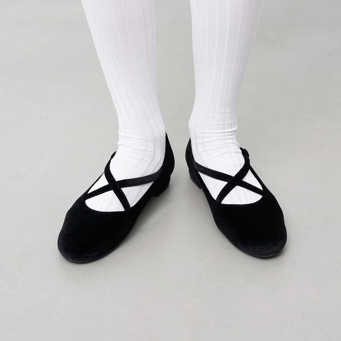 【新品預訂】日本製Launa lea 黑色絲絨材質交叉帶芭蕾鞋 (B1614A) (Black Z)