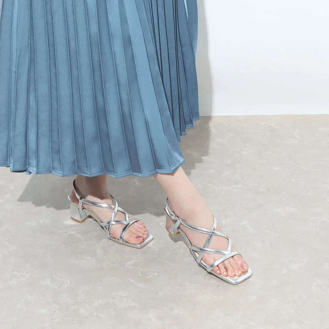日本製 Launa Lea 方頭細帶涼鞋 (473) (淺杏色 / L Beige)