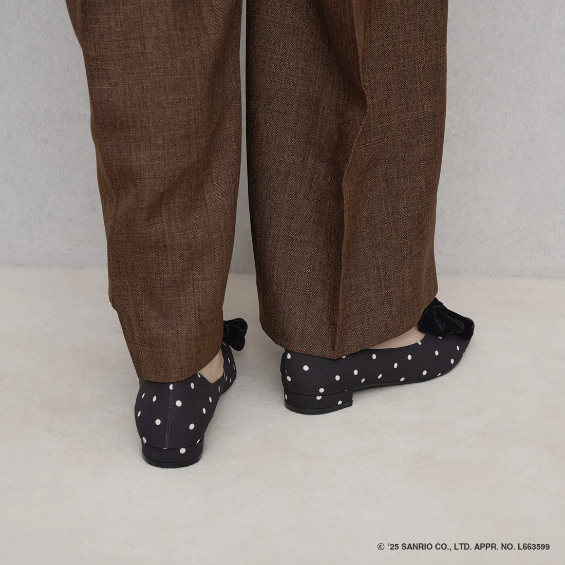 【限定品預訂】售完即止【HELLO KITTY × Launa lea 特別聯名】日本製蝴蝶結平底鞋 (460K)(黑色/Black Z/C)