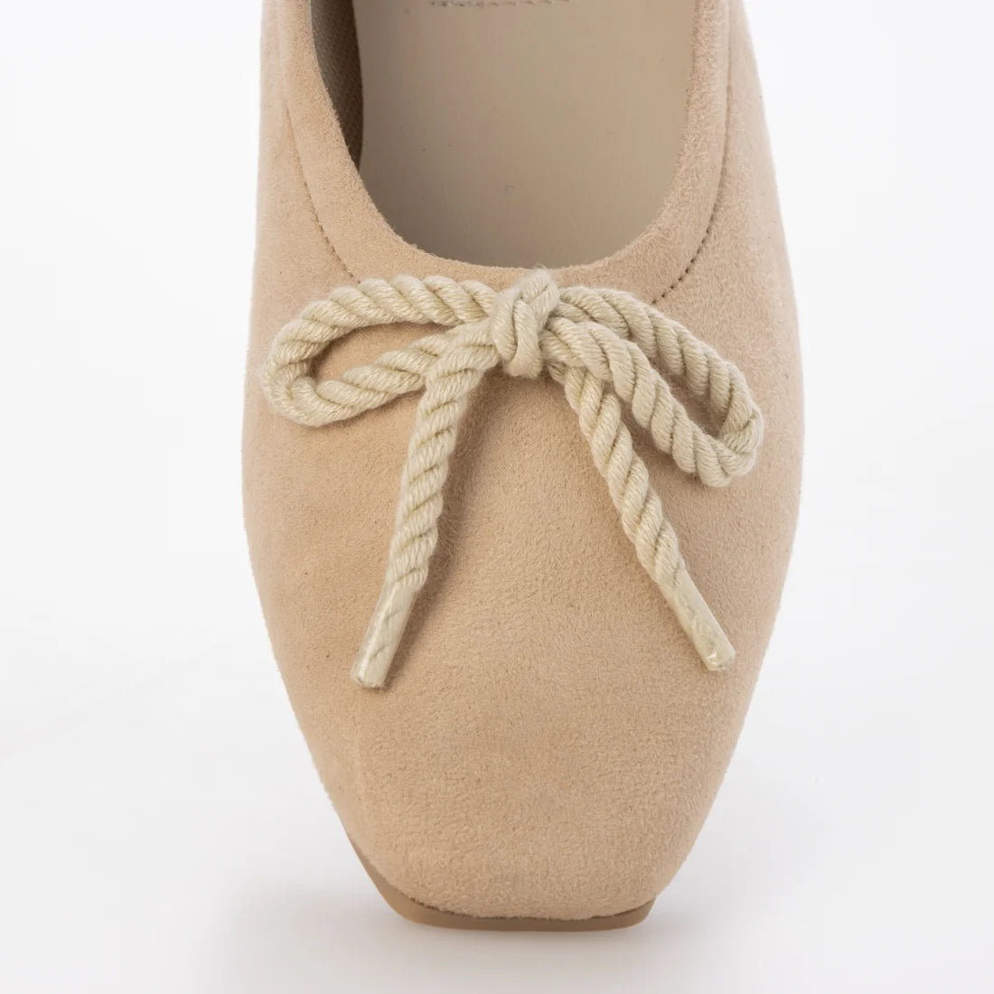 【新品預訂】日本製 Launa lea 繩蝴蝶結方頭絨毛芭蕾舞鞋 (B7102A）(淺杏色 S / L Beige S)