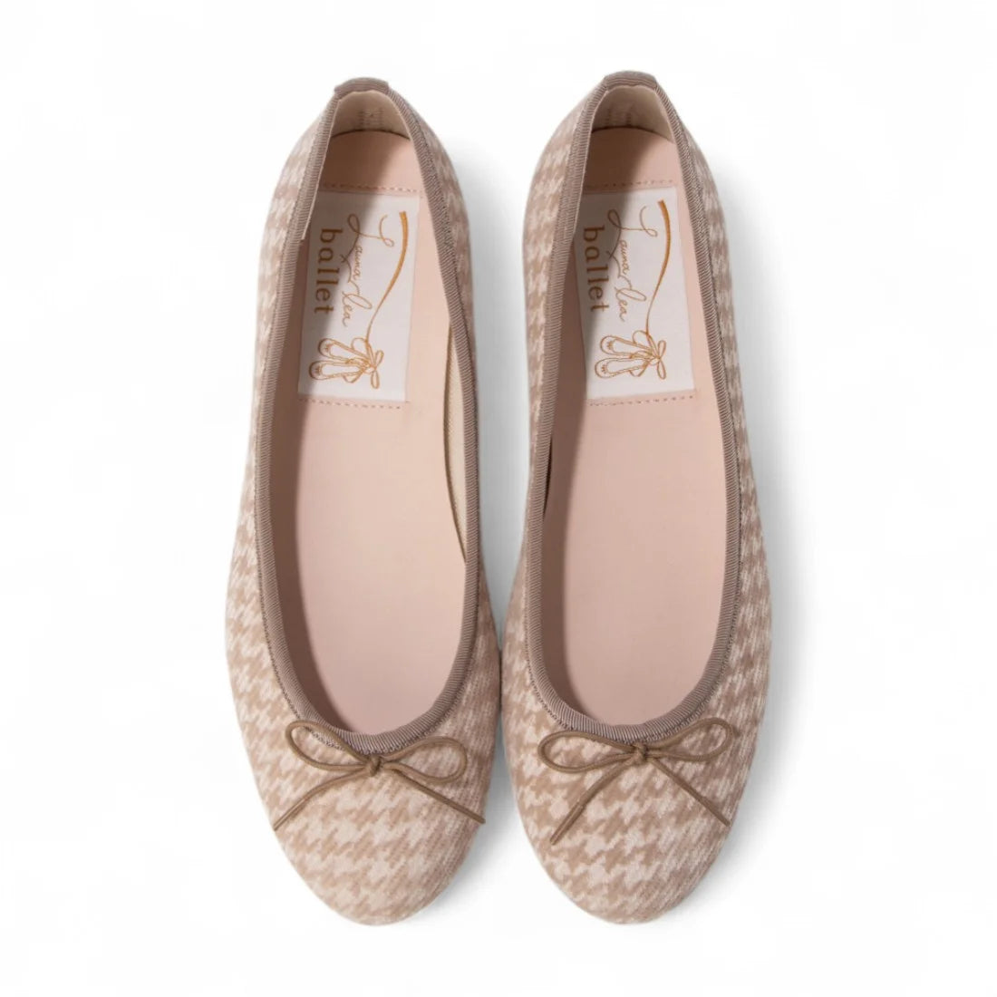 【新品預訂】日本製 Launa lea 圓頭絨毛蝴蝶結芭蕾平底鞋 (B1613A) (杏色 Z/C / Beige Z/C)