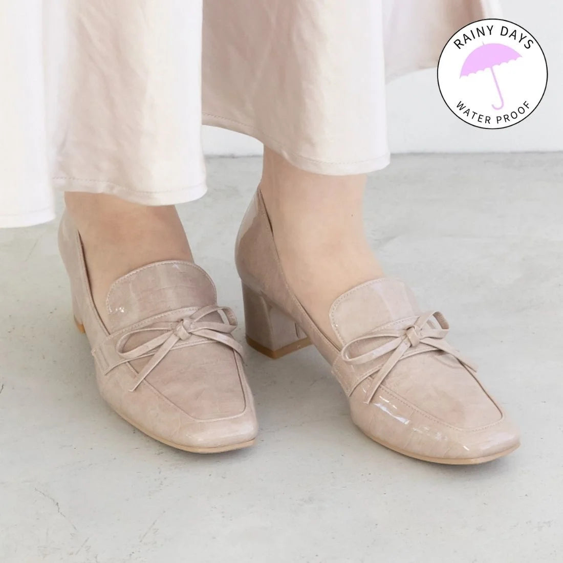 日本製 Launa lea 粗跟抗水樂福鞋 (R9008) Beige E