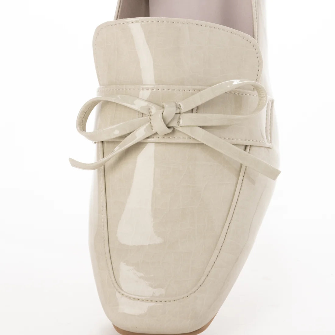 日本製 Launa lea 粗跟抗水樂福鞋 (R9008) Ivory E