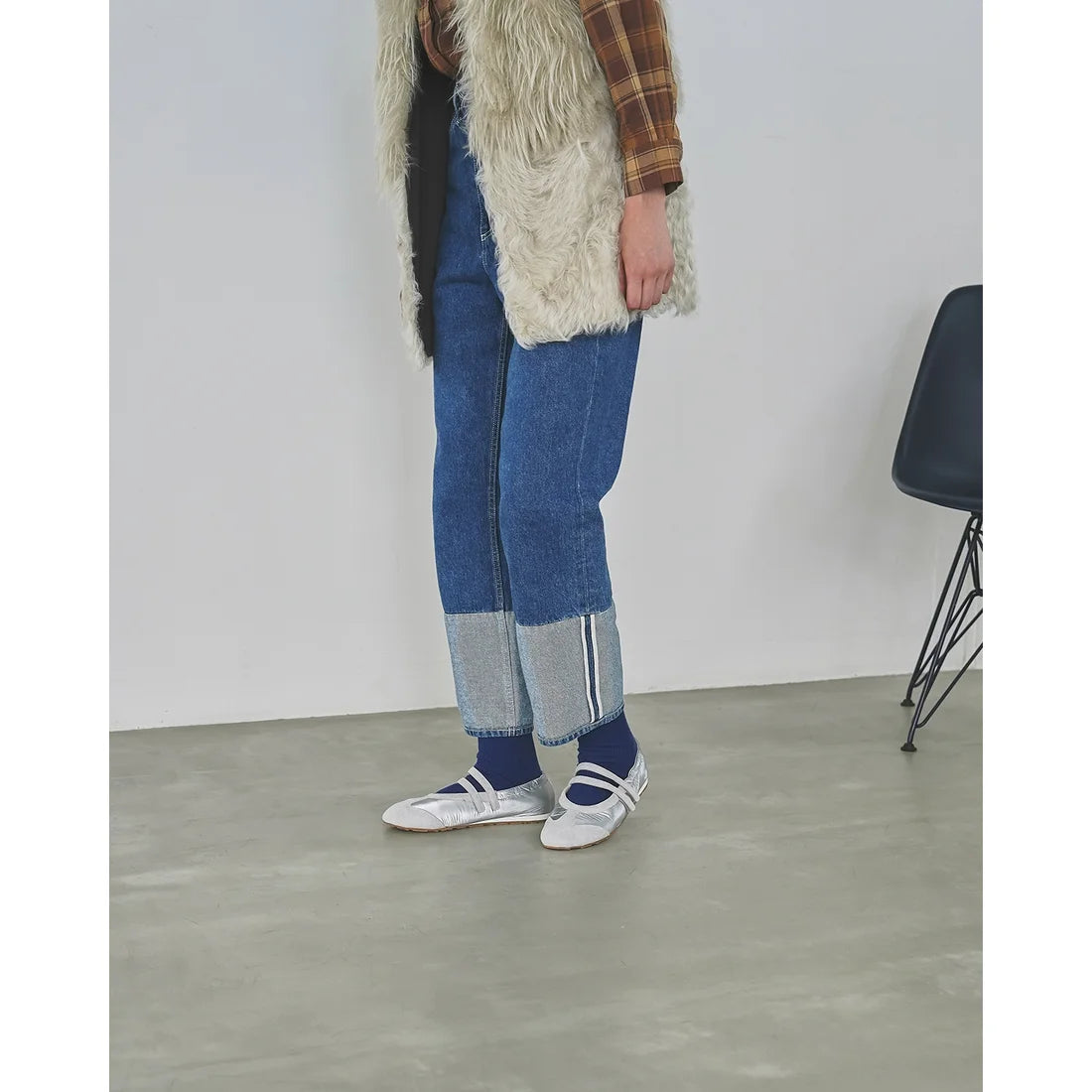 【新品預訂】日本製Emma Francis   彈性褶邊瑪麗珍芭蕾舞鞋（銀色天鵝絨皮革）(09k-NY 162)