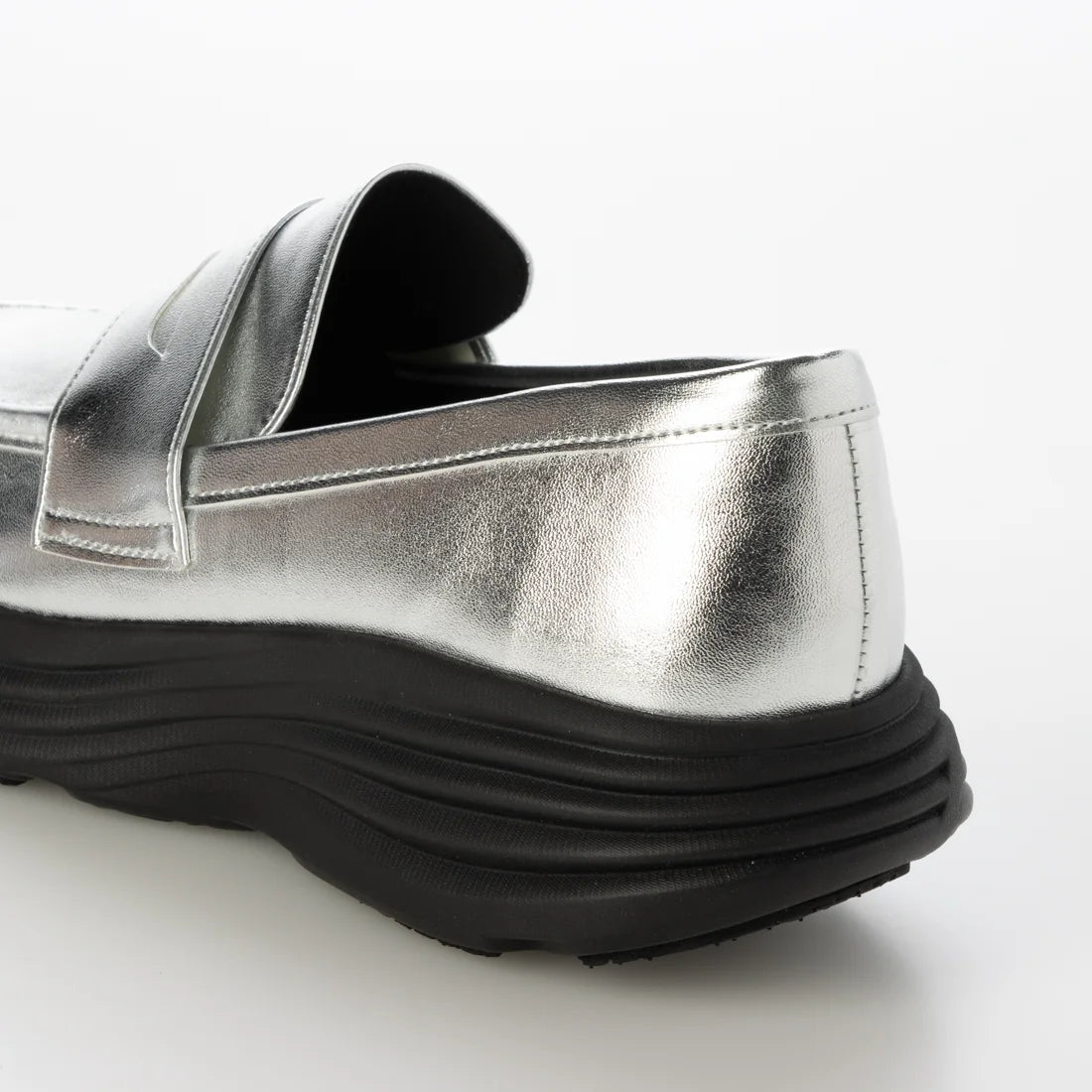 【新品】日本潮牌Lucida 日本製 銀色 Biham Light 輕盈 4.5cm厚底樂福鞋 (LC-5000 SLV )