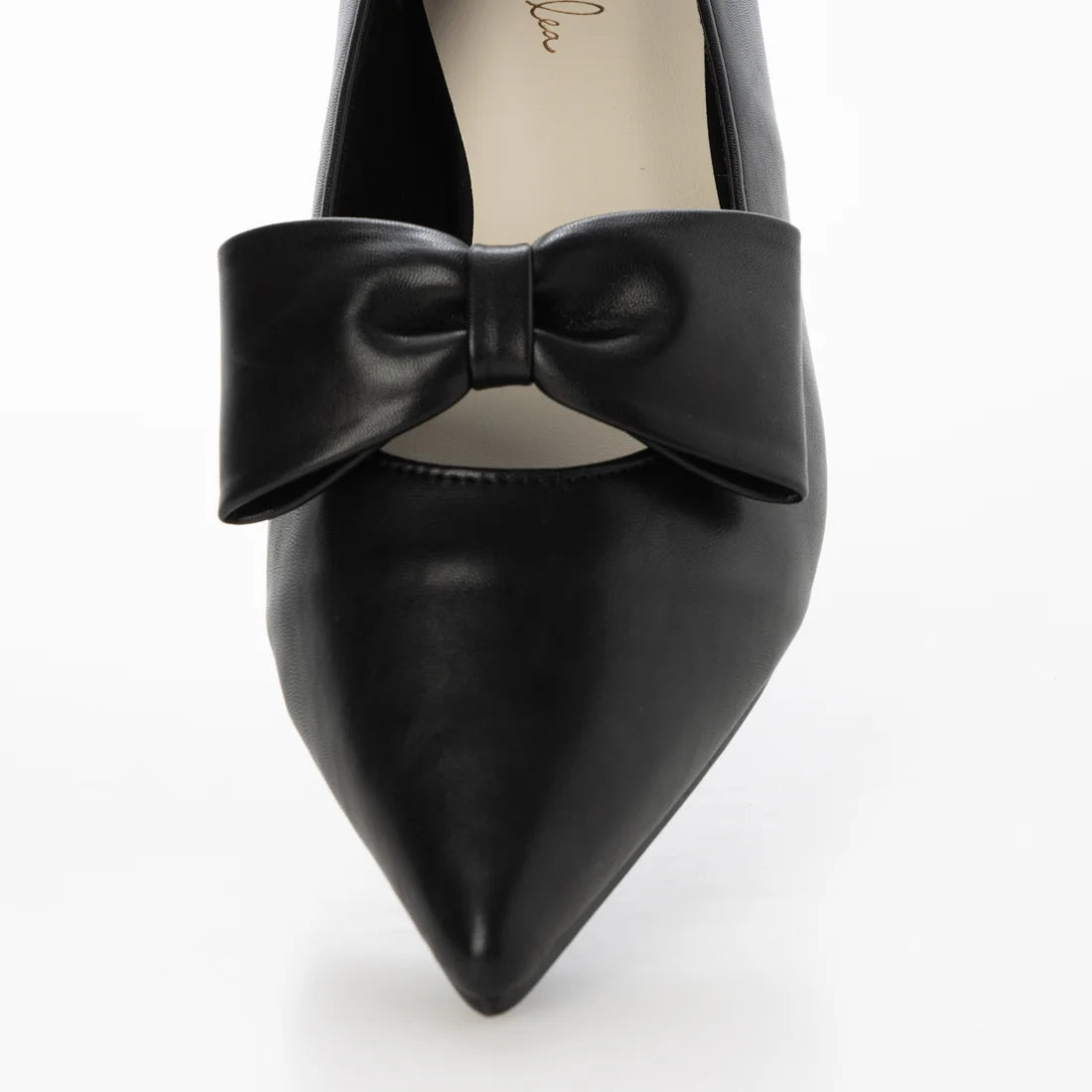 【新品預訂】日本製 Launa lea 尖頭蝴蝶結平底鞋（615）(黑色 / Black)