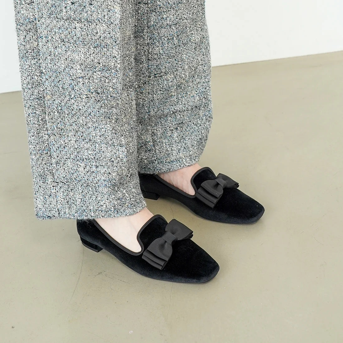 【新品預訂】日本製 Launa lea 方頭蝴蝶結樂福鞋（570）(黑色/Black-Z)