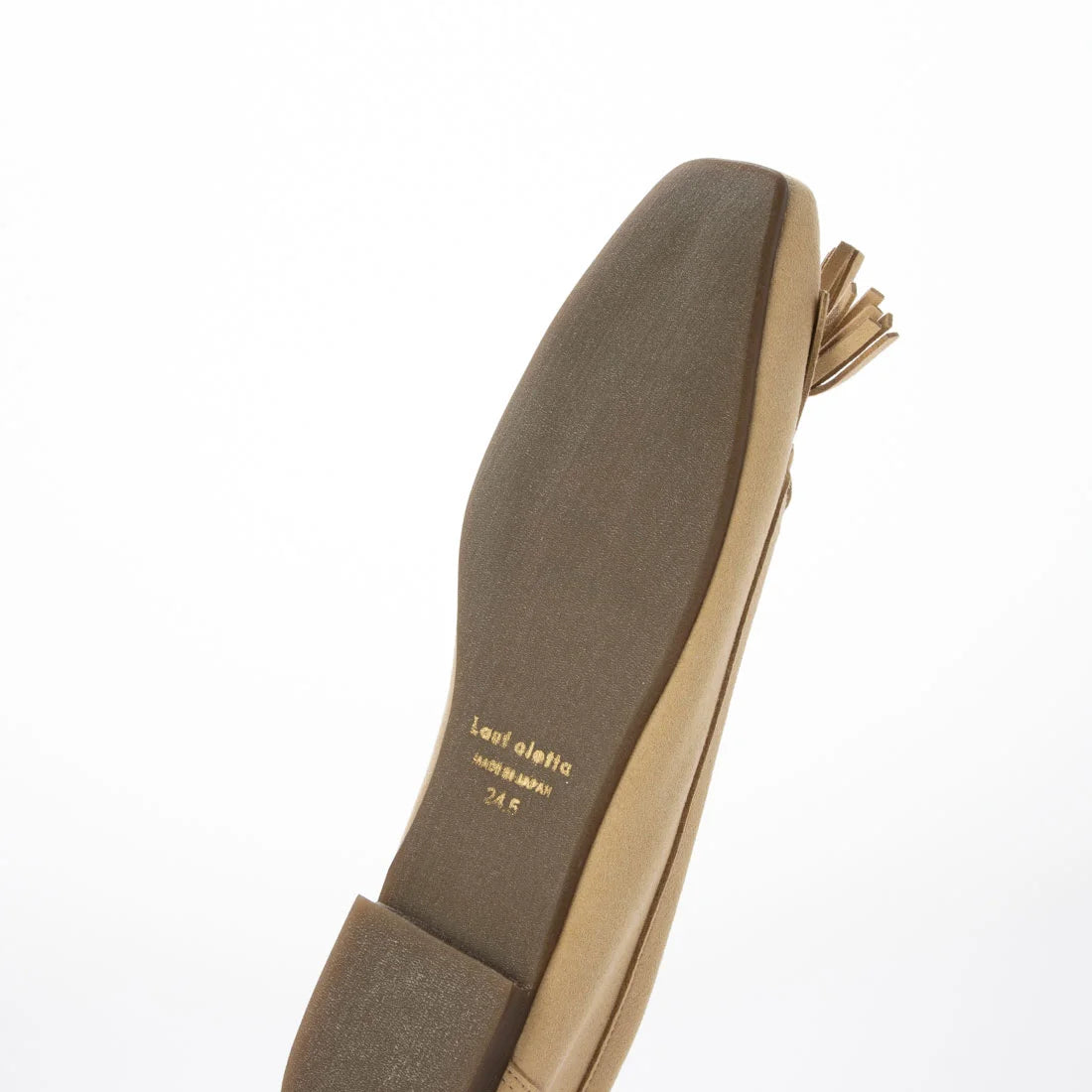 【新品預訂】日本製 Lauf Oletta 鑲邊流蘇設計的氣質平底鞋(LH120 Beige-S) (杏色)