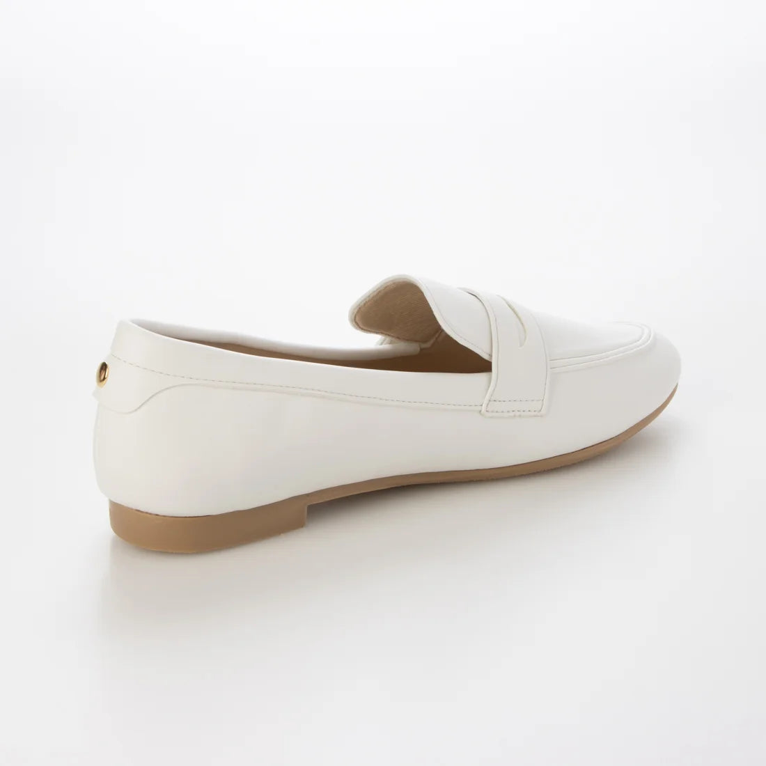 【新品預訂】日本製 潮牌Lucida 防水 白色 Alasia 基本款平底樂福鞋 (LC-104 WHT )