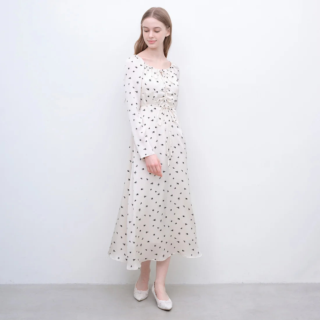 【新品預訂】日本製 Launa Lea  4cm踭 花卉蕾絲高跟鞋(620) (象牙白色Z / Ivory Z）