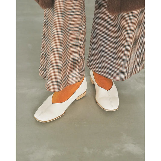 【新品預訂】日本製Emma Francis   V形中心接縫金線平底鞋（象牙色光滑）(03aa-P 177) IVO