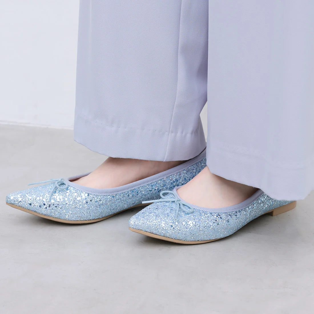 【新品預訂】日本製 Launa lea 閃耀亮片尖頭芭蕾鞋 ( B4601A ) (淺藍色 Z / L Blue Z )