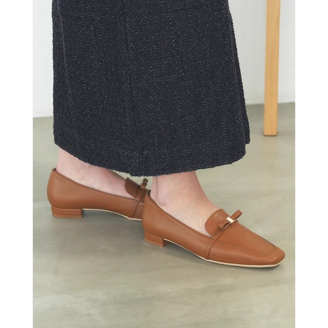 【新品預訂】日本製Emma Francis 2cm跟 小蝴蝶结乐福鞋 (2001h-P 186)(駝色 光滑)