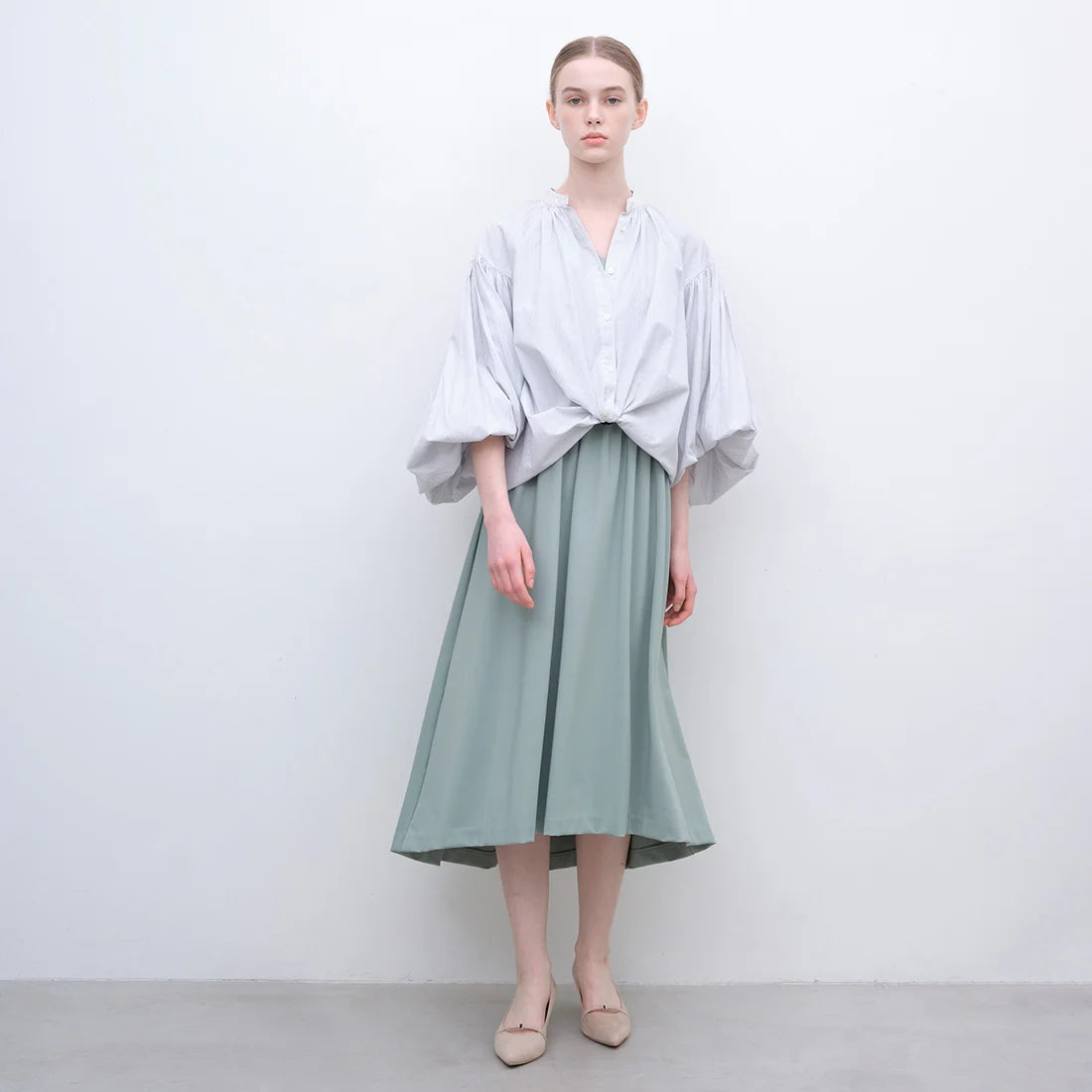 【新品預訂】日本製 Launa Lea 5cm踭高迷你金屬圖案高跟鞋 (610) (淺杏色 S / L Beige S)