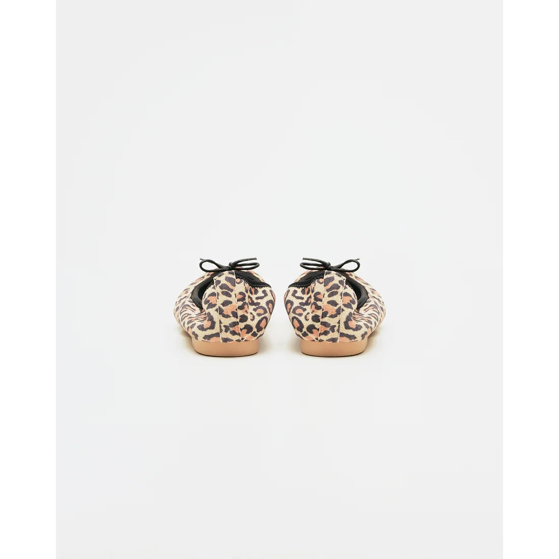 日本製【珍珠色調防水】Emma Francis 真皮 圓頭平底芭蕾舞鞋(02b-L S328)(Leopard pattern leather suede)（レオパード柄 レザースエード）