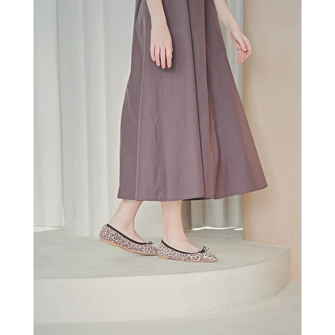 日本製【珍珠色調防水】Emma Francis真皮 尖頭平底芭蕾舞鞋(01b-L S328)(Leopard print leather suede)（レオパード柄 レザースエード）