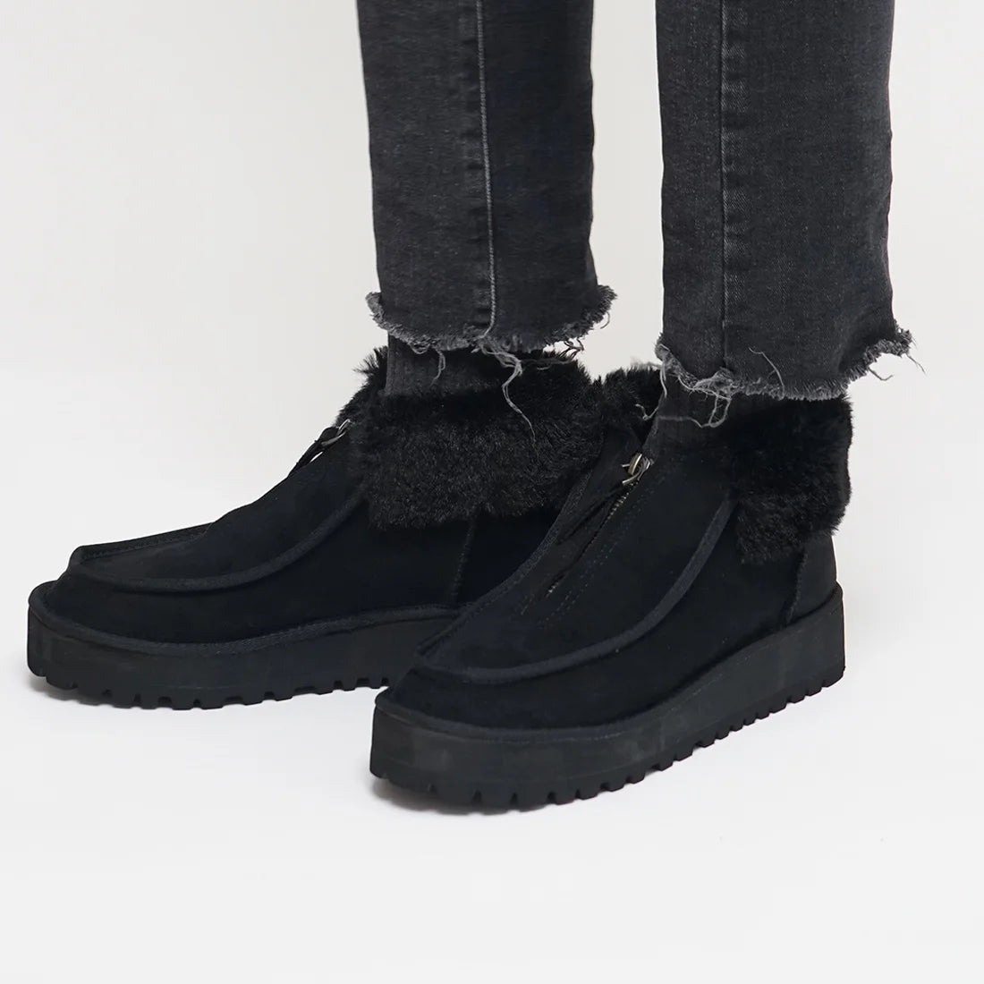 【新品現貨】Lauf Oletta 3.5cm厚底麂皮羊毛絨短靴(L131)(BLACK-S)