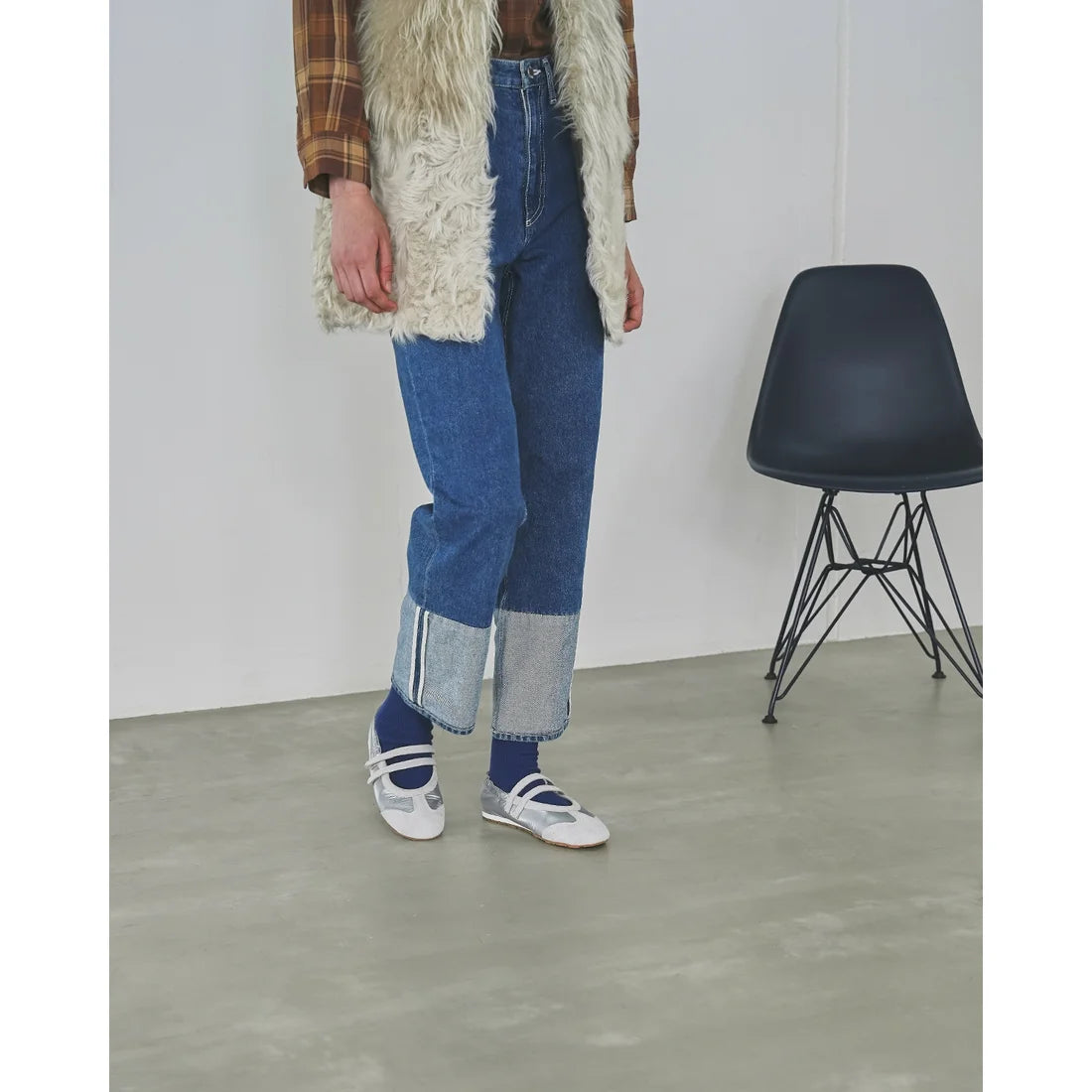 【新品預訂】日本製Emma Francis   彈性褶邊瑪麗珍芭蕾舞鞋（銀色天鵝絨皮革）(09k-NY 162)