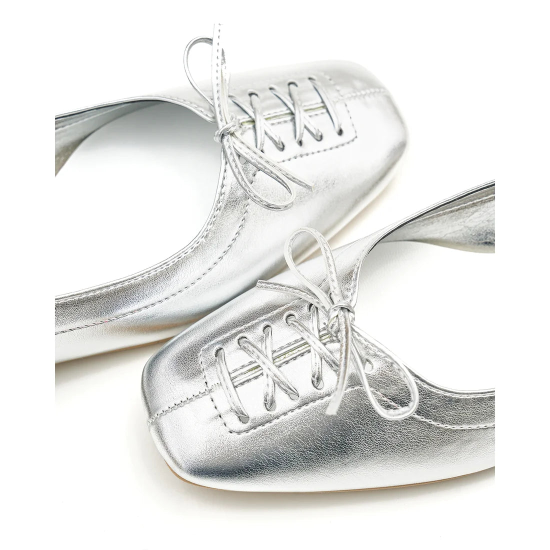 【新品預訂】日本製Emma Francis  綁帶蝴蝶結平底鞋（銀色）(03ab-M 162)