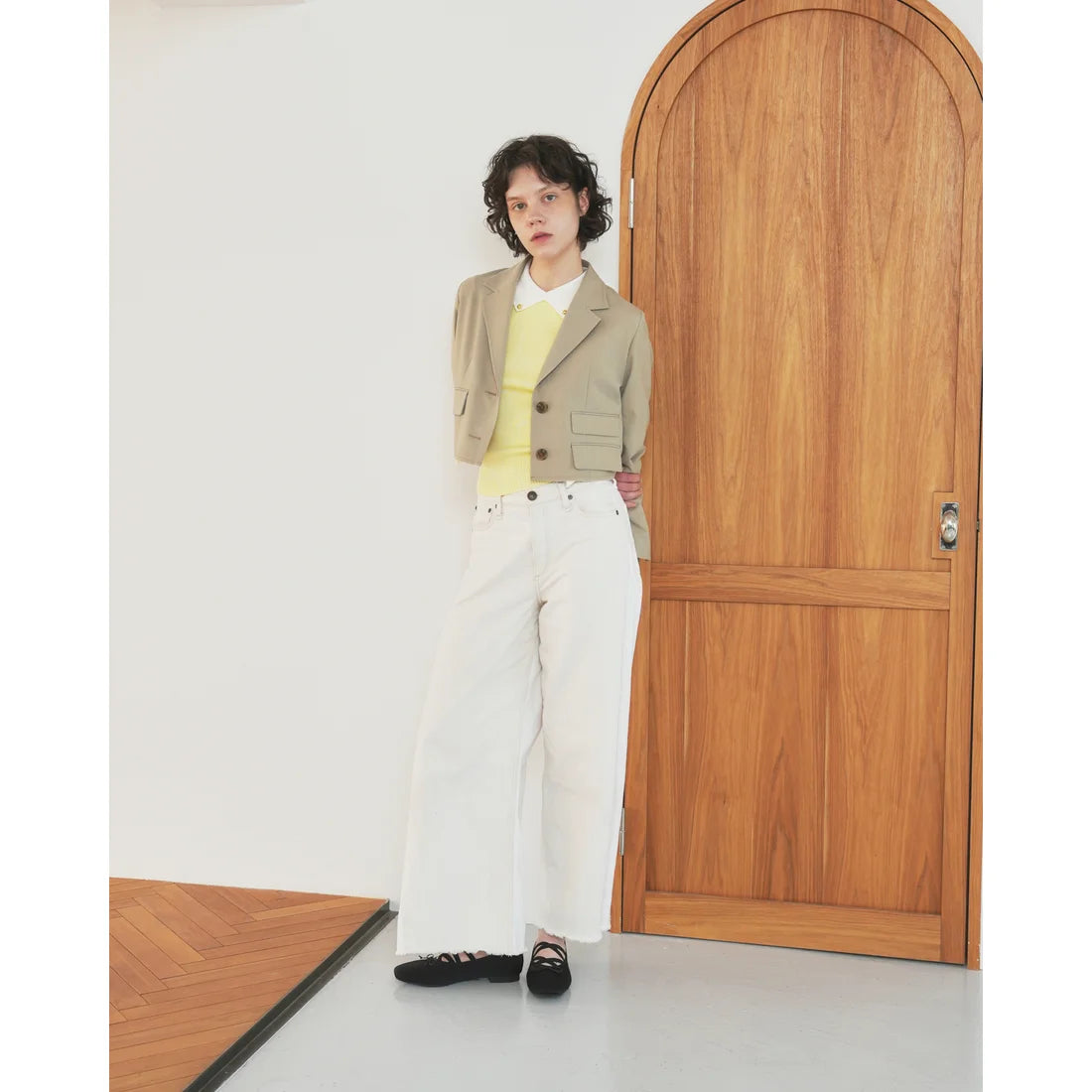 【新品預訂】日本製Emma Francis 交叉橡筋帶方頭平底芭蕾舞鞋（黑色緞面）(03ac-ST 101)