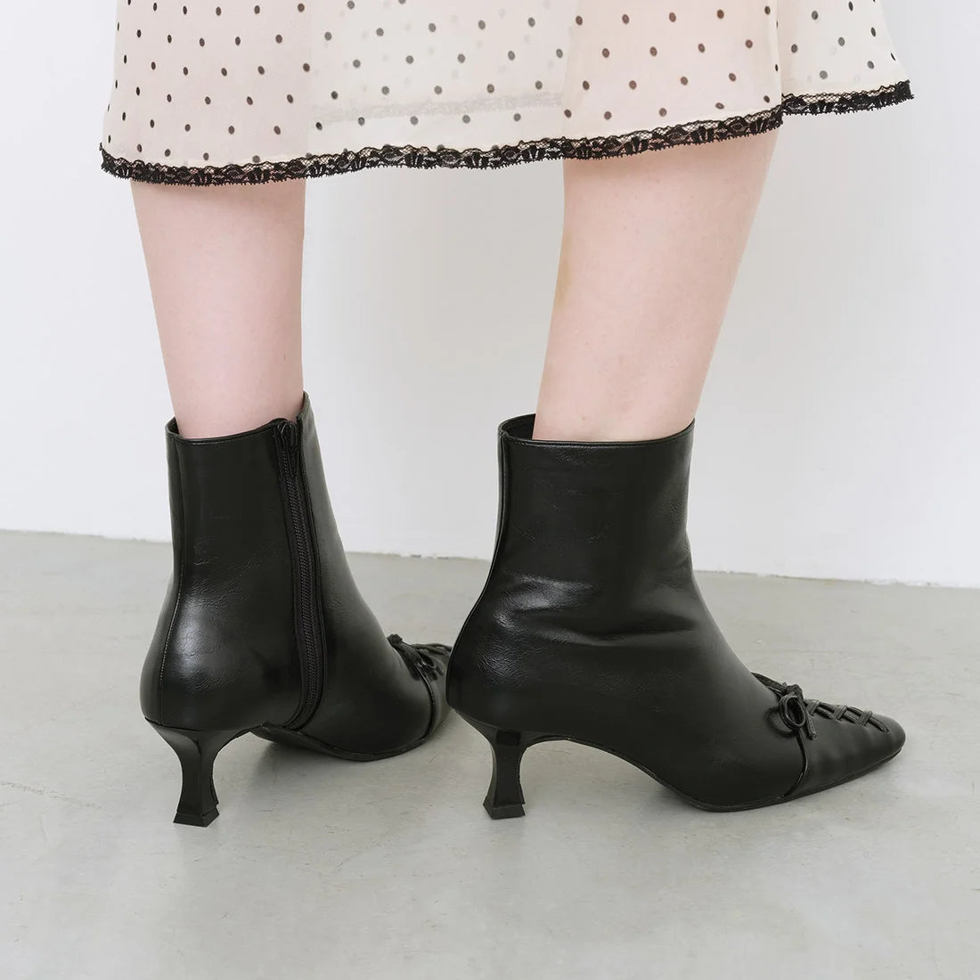 【新品現貨】日本製Launa Lea 5cm跟 繫帶蝴蝶結靴 (639)(黑色／Black)