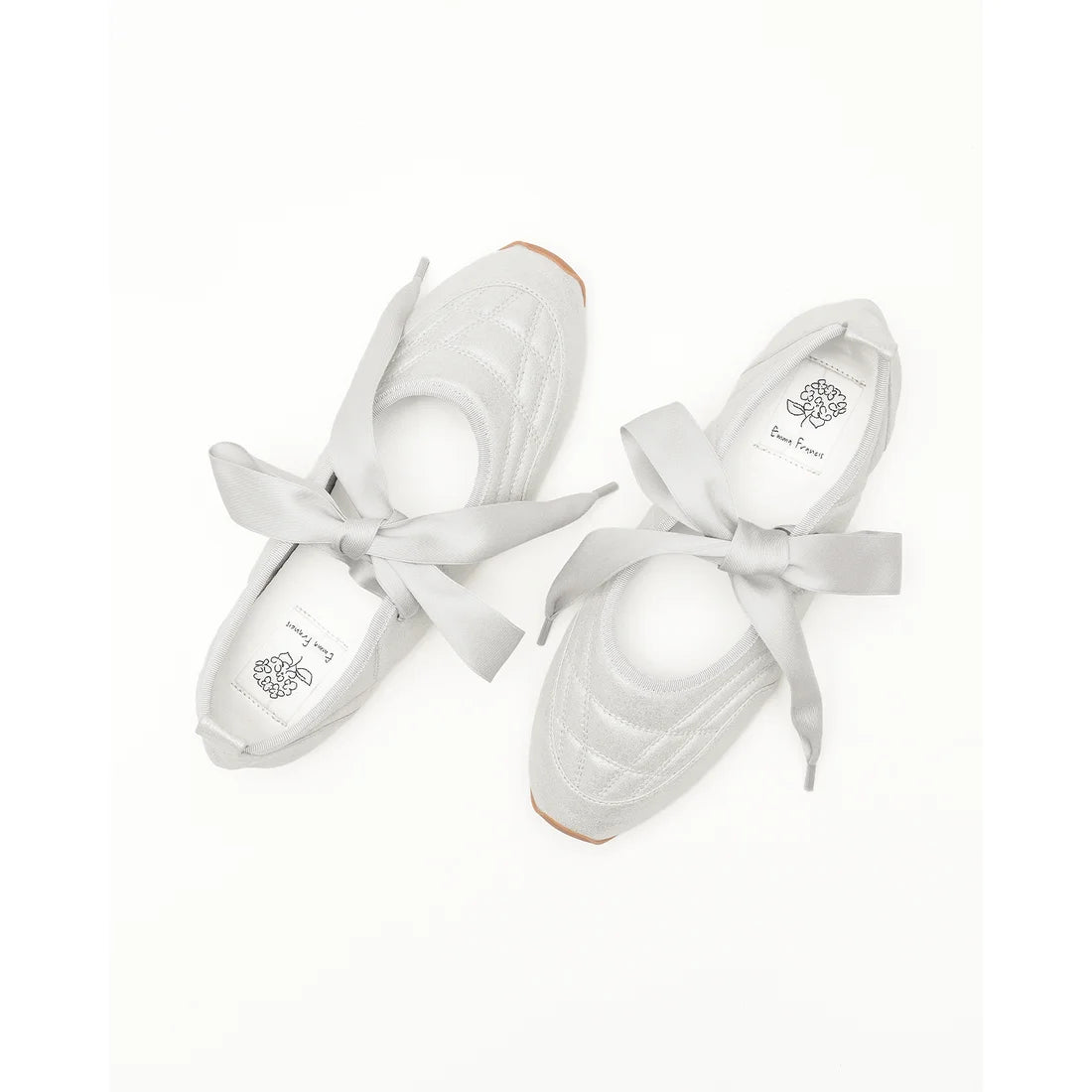 【新品預訂】日本製Emma Francis   繫帶芭蕾舞運動鞋（銀色聚酯）(09l-M 162)