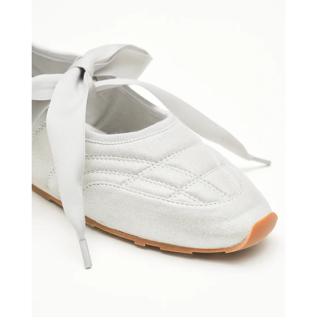 【新品預訂】日本製Emma Francis   繫帶芭蕾舞運動鞋（銀色聚酯）(09l-M 162)