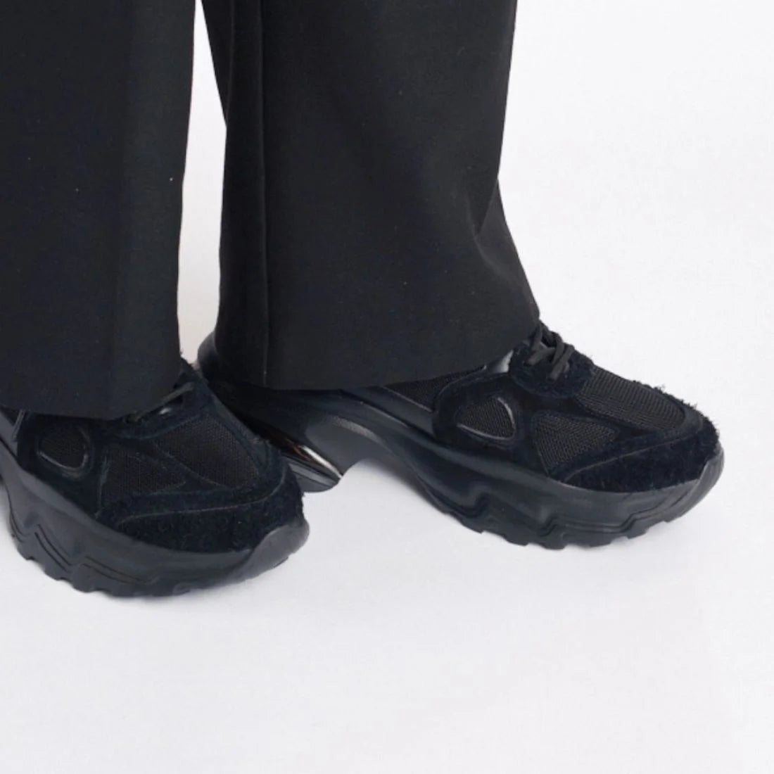 【新品預訂】日本潮牌Lucida 真皮 黑色 Propus厚底麂皮質感運動鞋( 4407 BLk )