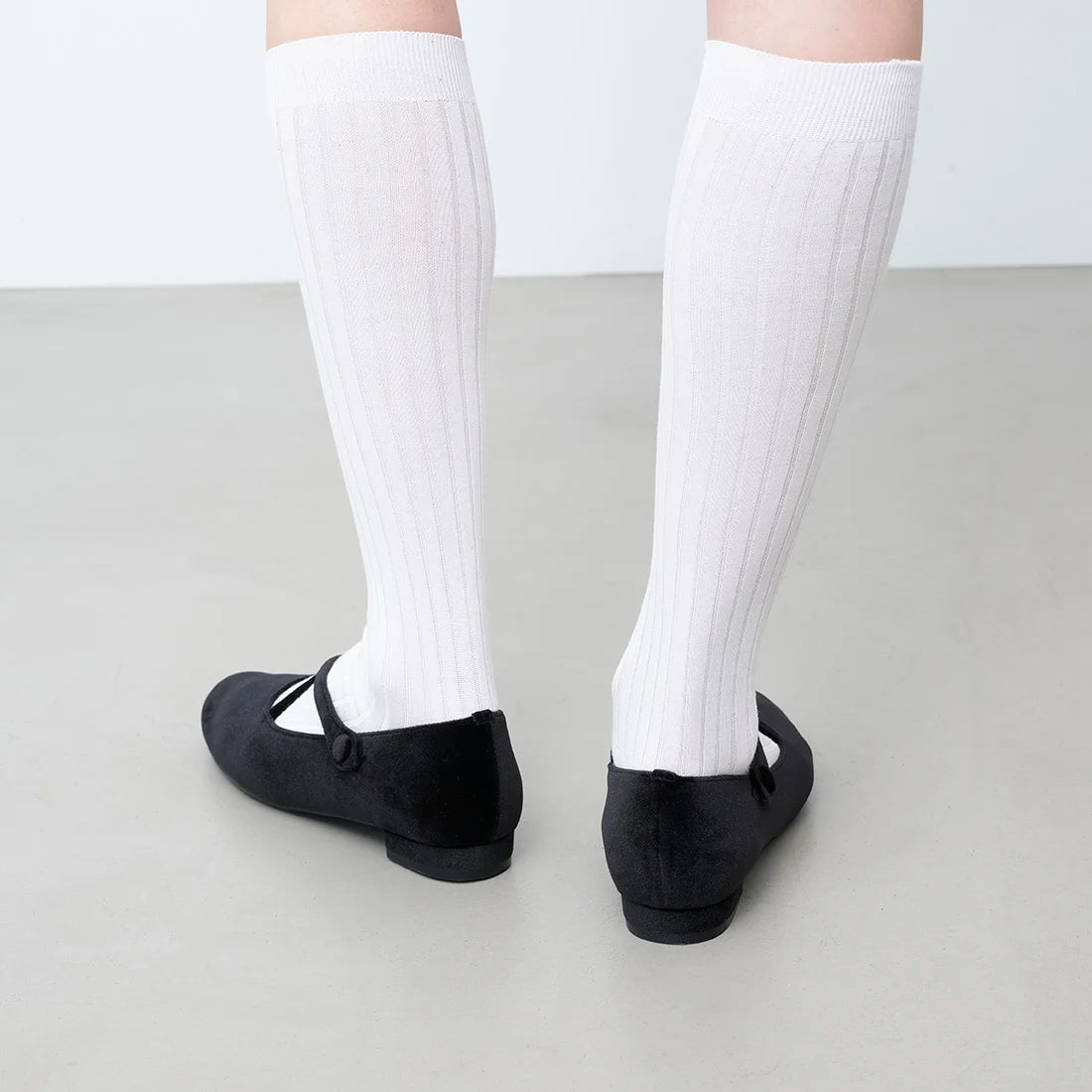 【新品預訂】日本製Launa lea 黑色絲絨材質交叉帶芭蕾鞋 (B1614A) (Black Z)