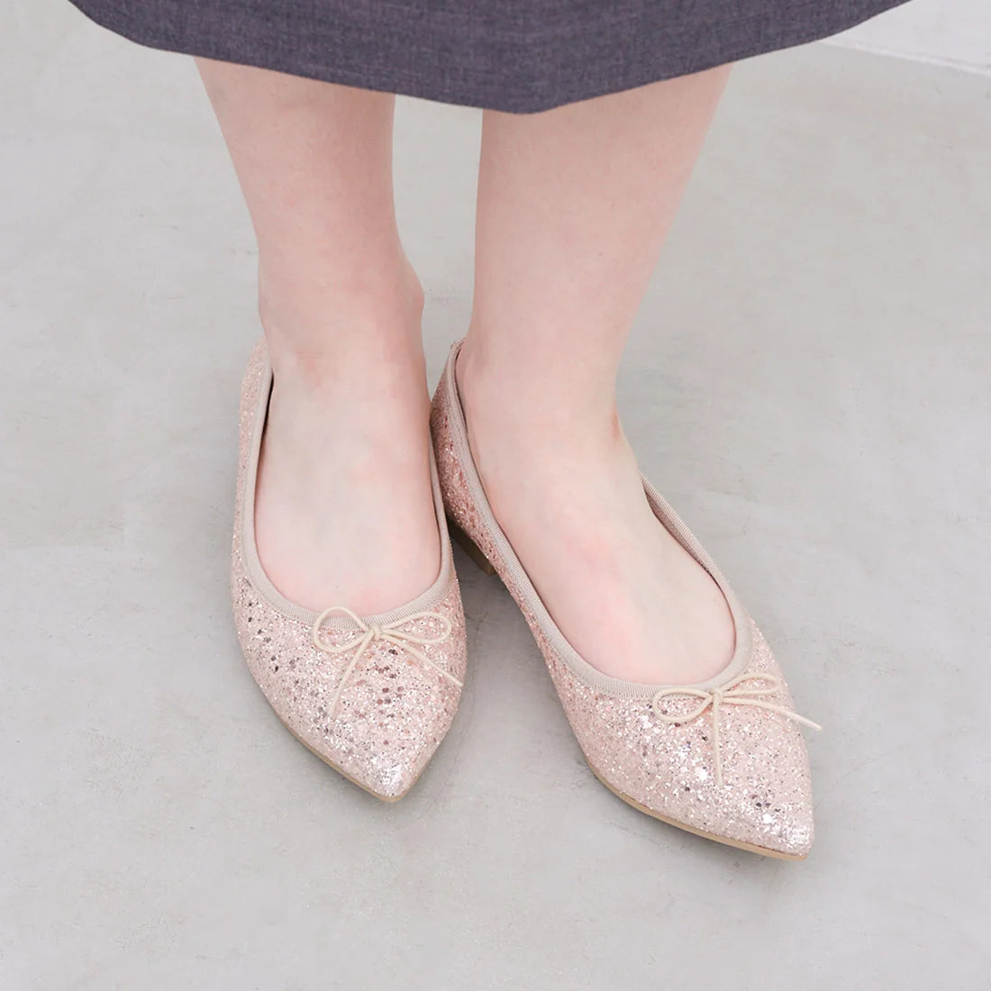 【新品預訂】日本製 Launa lea 閃耀亮片尖頭芭蕾鞋 ( B4601A ) (粉杏色 Z / PK Beige Z )