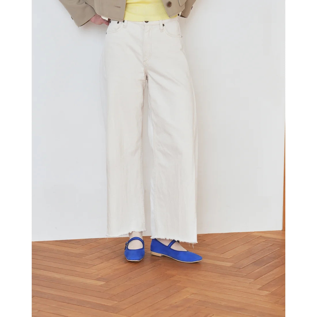 【新品預訂】日本製Emma Francis  防撥水方頭瑪麗珍（藍色絨面）(2001g S120)