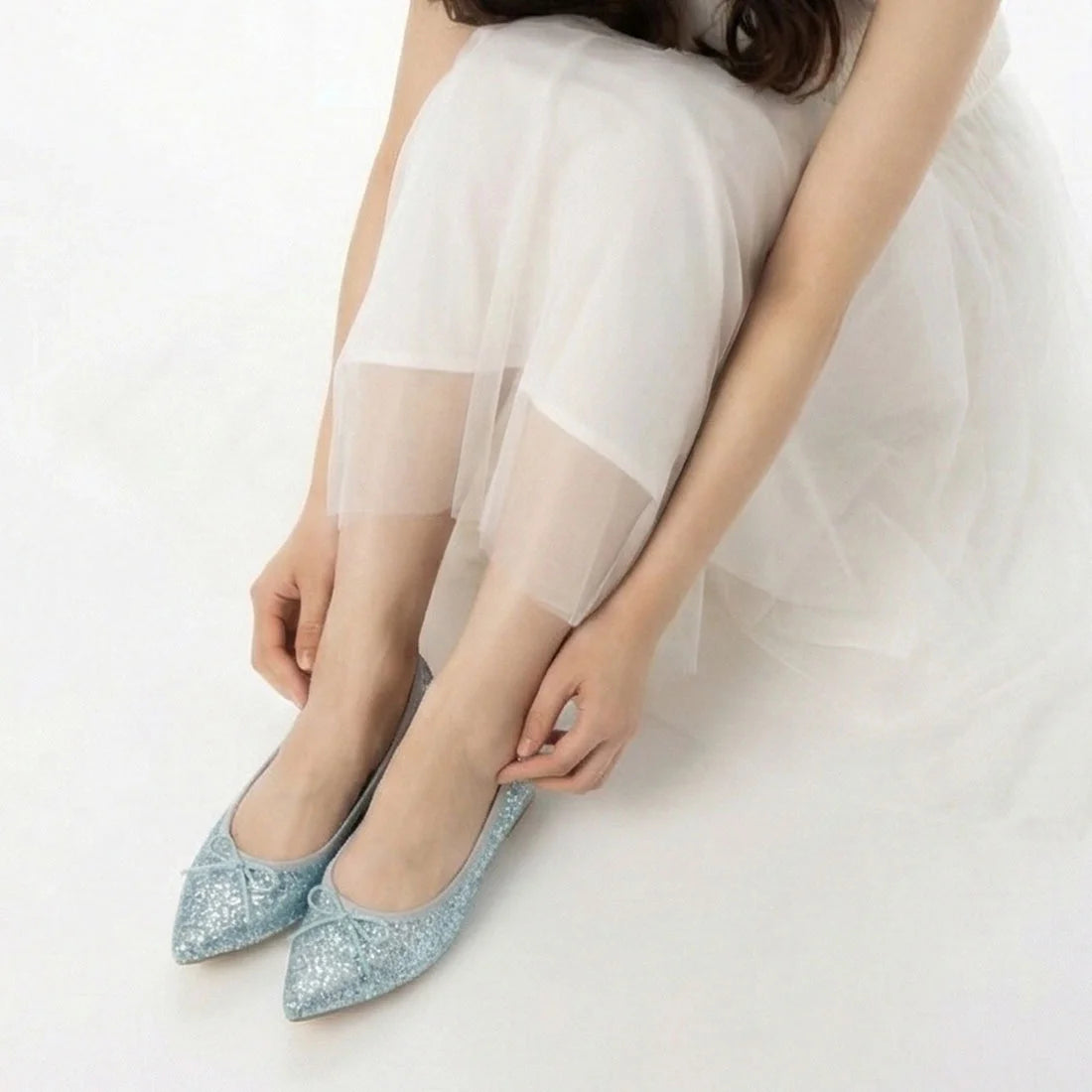 【新品預訂】日本製 Launa lea 閃耀亮片尖頭芭蕾鞋 ( B4601A ) (淺藍色 Z / L Blue Z )