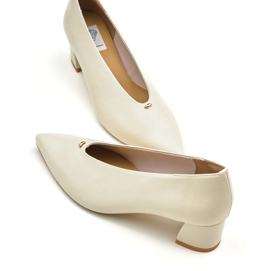 【新品預訂】日本製Emma Francis 4.5cm踭金色小配件柔軟高跟鞋 （象牙色光滑）(4502a-P 177)
