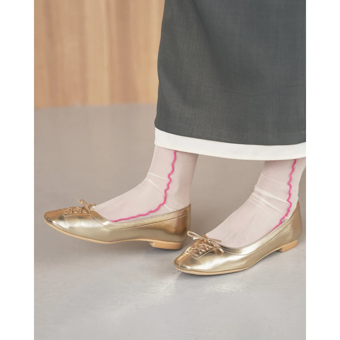 【新品預訂】日本製Emma Francis  綁帶蝴蝶結平底鞋（金色）(03ab-M 165)