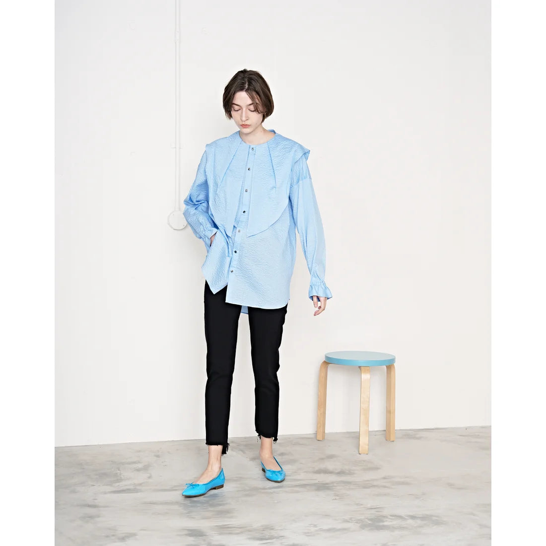 日本製 [晴雨兼容] Emma Francis 尖頭平底芭蕾舞晴雨鞋 (亮藍色漆皮) 01a-E 202 V/BLU