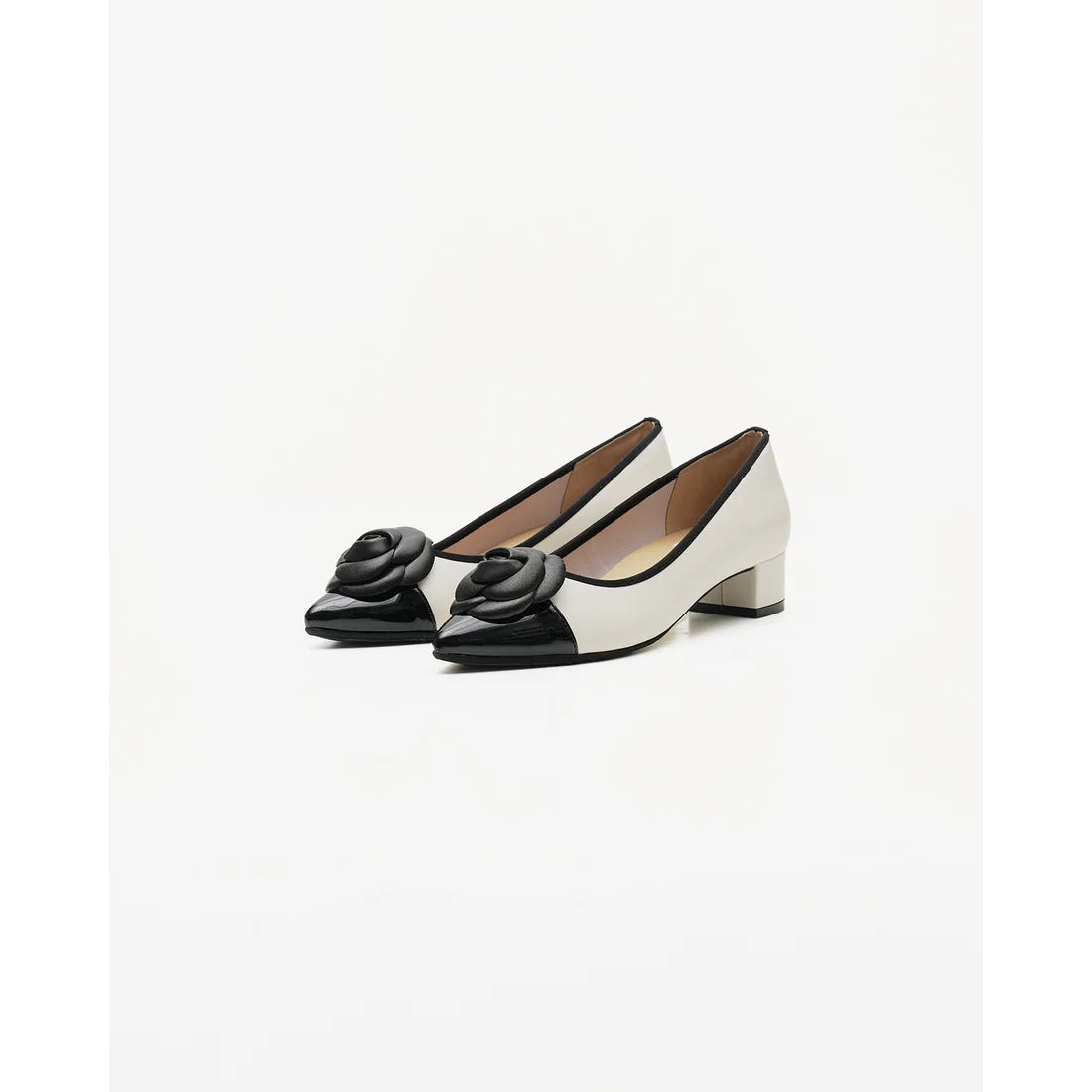 日本製 Emma Francis 胸花 3cm 高跟鞋 (白色光面) 3002c-P 159 WHT