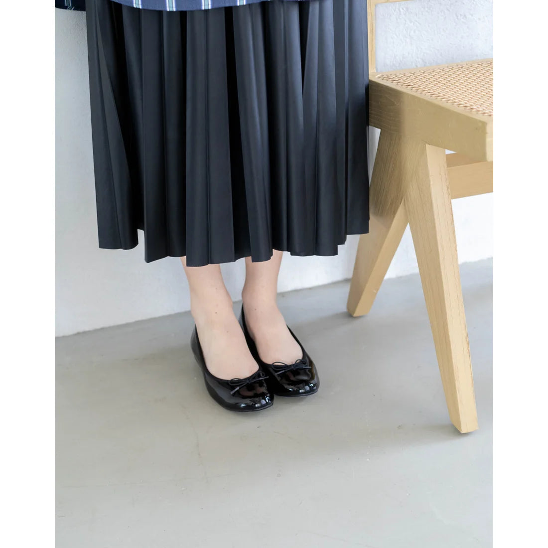 日本製 Emma Francis 圓頭平底芭蕾舞晴雨鞋 (02a-E 101) (Black Enamel)（ブラック エナメル）
