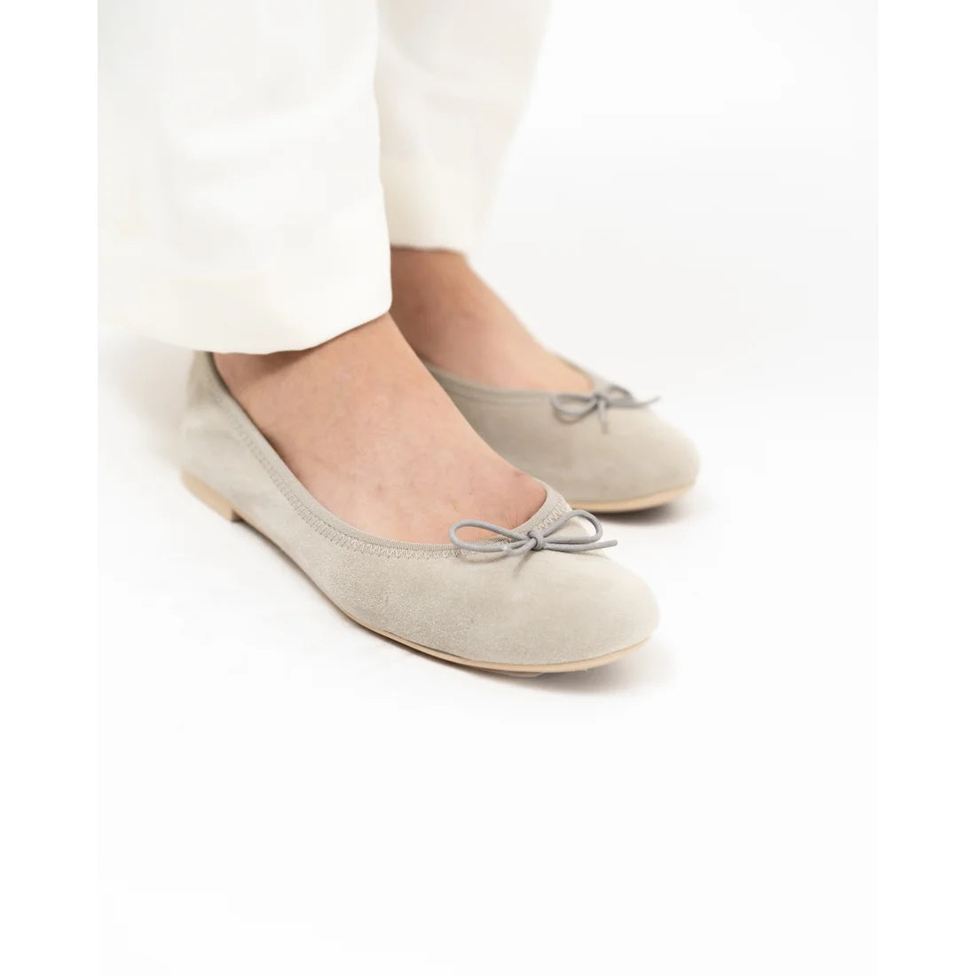 日本製【珍珠色調防水】Emma Francis圓頭平底芭蕾舞鞋(02b-L S153)(Grey leather suede)（グレー レザースエード）